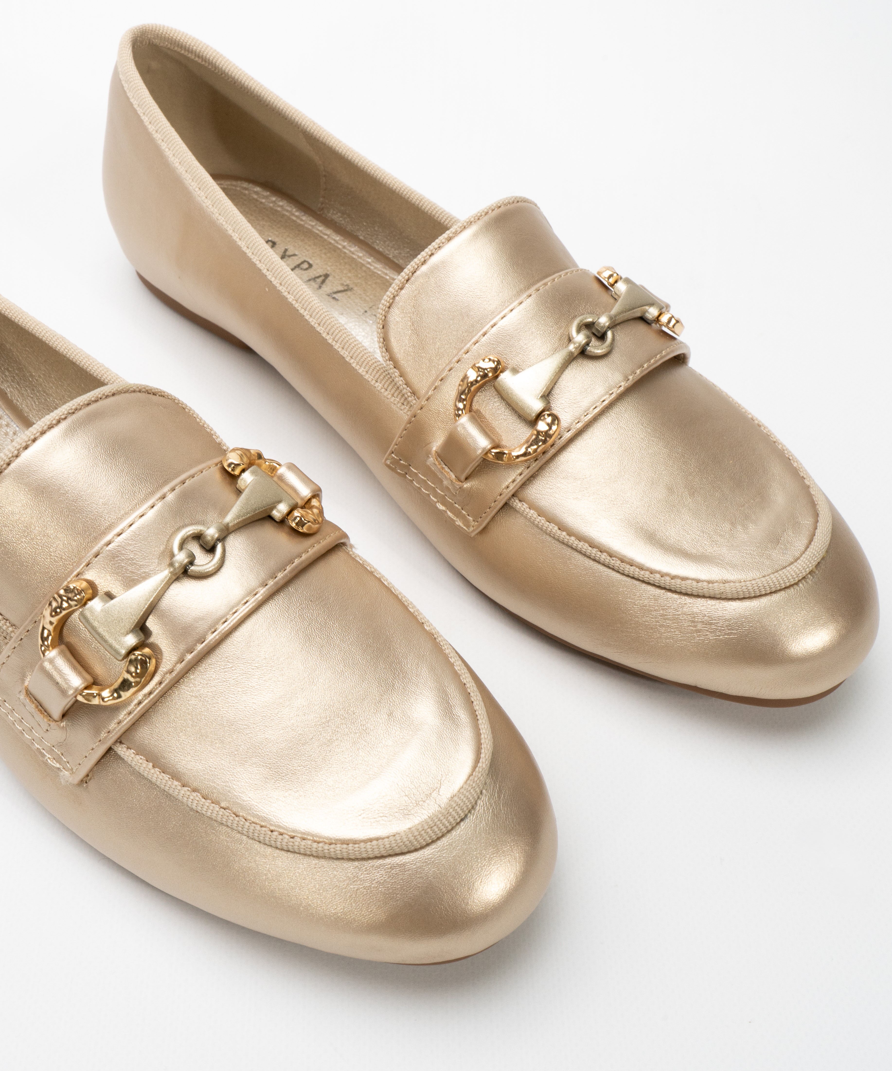 Mocassins com fivela image number null